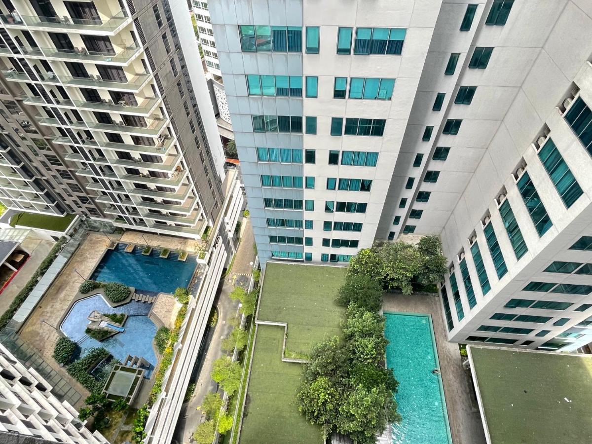 Mercu Summer Suite Klcc By Minshuku Kuala Lumpur Exterior foto